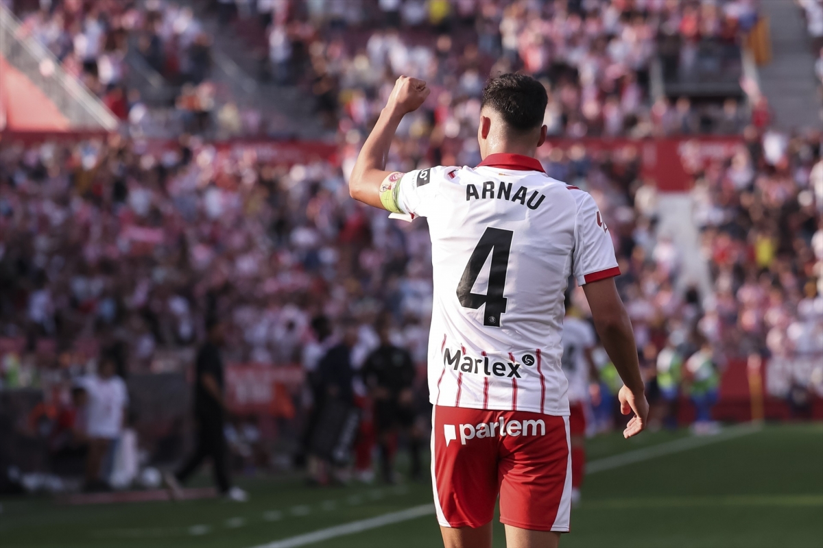 El Valencia CF vuelve a subir su oferta por Arnau Martínez