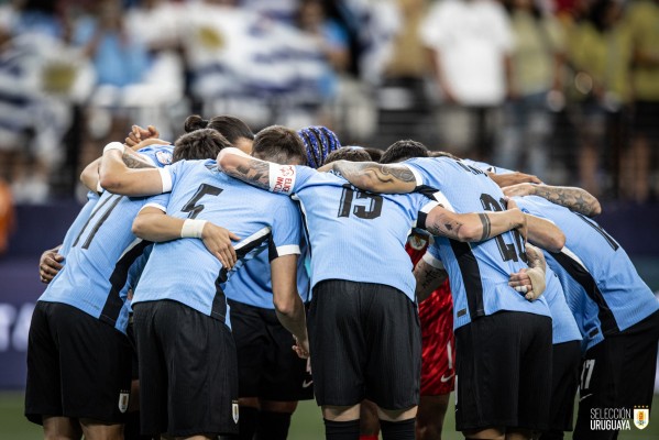 Uruguay tumba a Brasil en los penaltis y Colombia golea a Panamá por las 'semis' de la Copa América