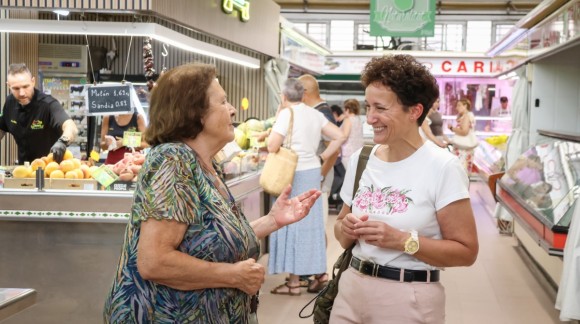 Onda ultima una nueva edición de 'Més Mercat' con más de 700 regalos por comprar en el mercado municipal