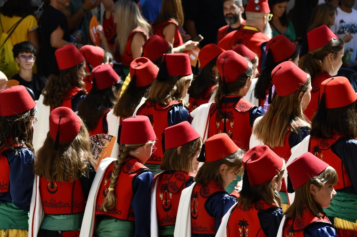 Imagen de los Moros y Cristianos de Villena. - Foto: AP. Imagen de los Moros y Cristianos de Villena.