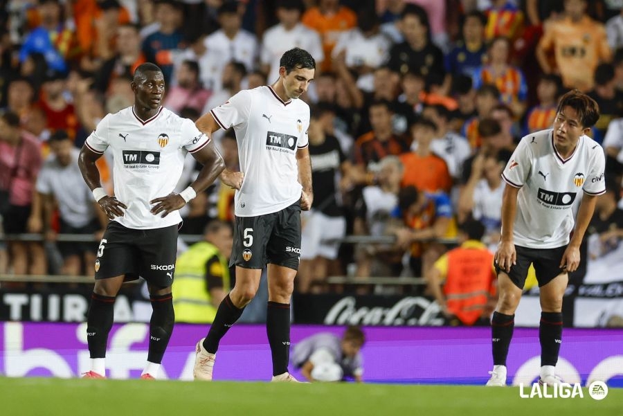 El Valencia CF, otra vez a remolque