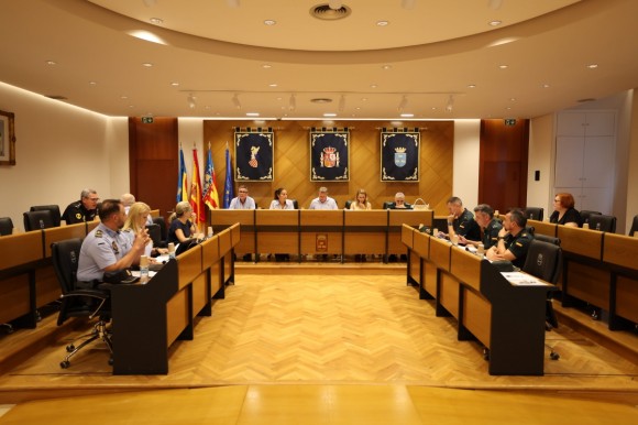 Burriana se reúne para coordinar la seguridad durante los actos de las Fiestas de la Misericordia