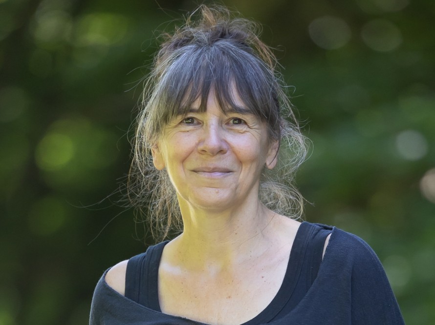 'Com bèsties', de Violaine Bérot: Una nova forma de pensar la ruralitat des de la ficció i la novel·la actual
