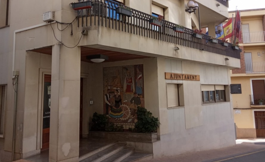 Levalim asume la limpieza de edificios municipales en Banyeres de Mariola: casi 500.000€ por dos años