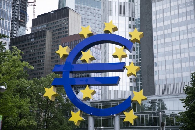 El euro cae tras los datos de inflación de EEUU
