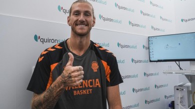 Osetkowski: “La identidad de Valencia Basket encaja muy bien en mi juego”
