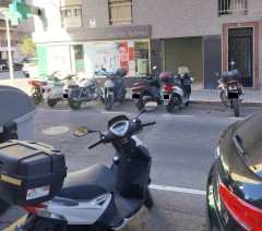 Los otros problemas de aparcamiento en Elche: falta de plazas para motos incluso en vacaciones