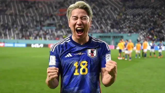 El delantero japonés Takuma Asano ficha por el RCD Mallorca para las próximas dos temporadas