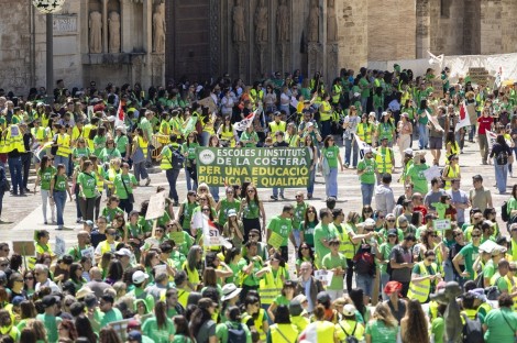 Cuenta atrás para la vuelta a las aulas con negociaciones pendientes y nuevas movilizaciones