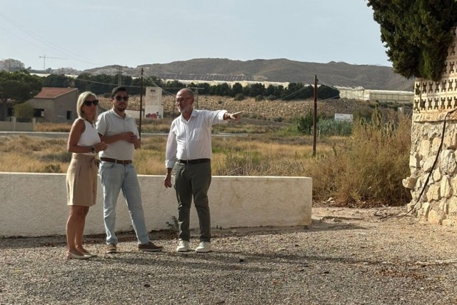 El Campello proyecta un nuevo parque infantil y mejoras en sus instalaciones deportivas