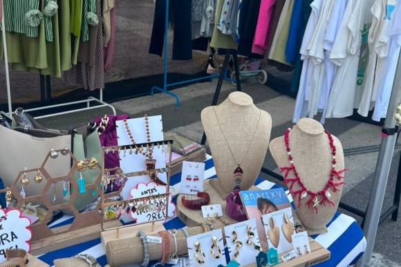 Moncofa estrena un nuevo formato de bonos: 200 tarjetas para incentivar las compras en el comercio local