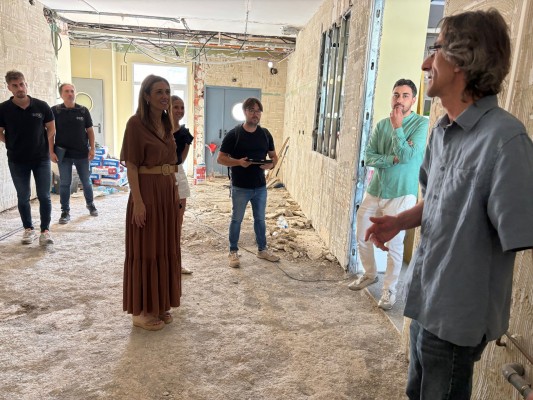 La reforma del colegio Cardenal Cisneros de Almassora avanza para estar después del verano