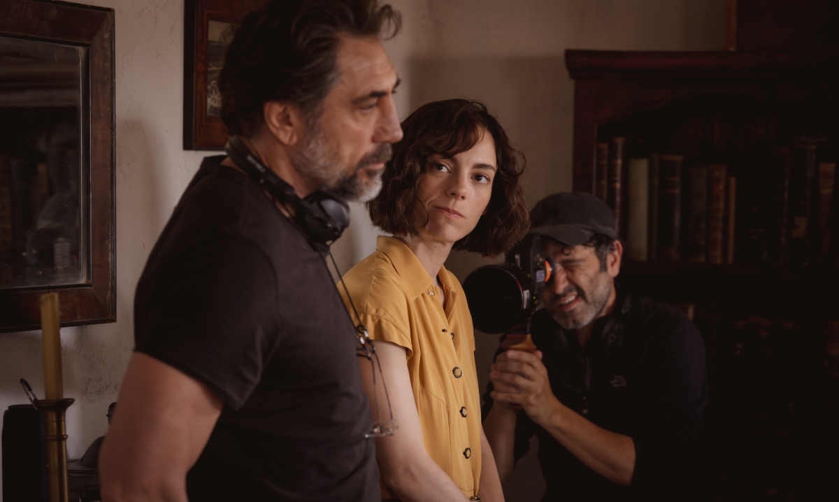 Sorogoyen con los dos protagonistas. - Foto: Manolo Pavón Sorogoyen con los dos protagonistas.