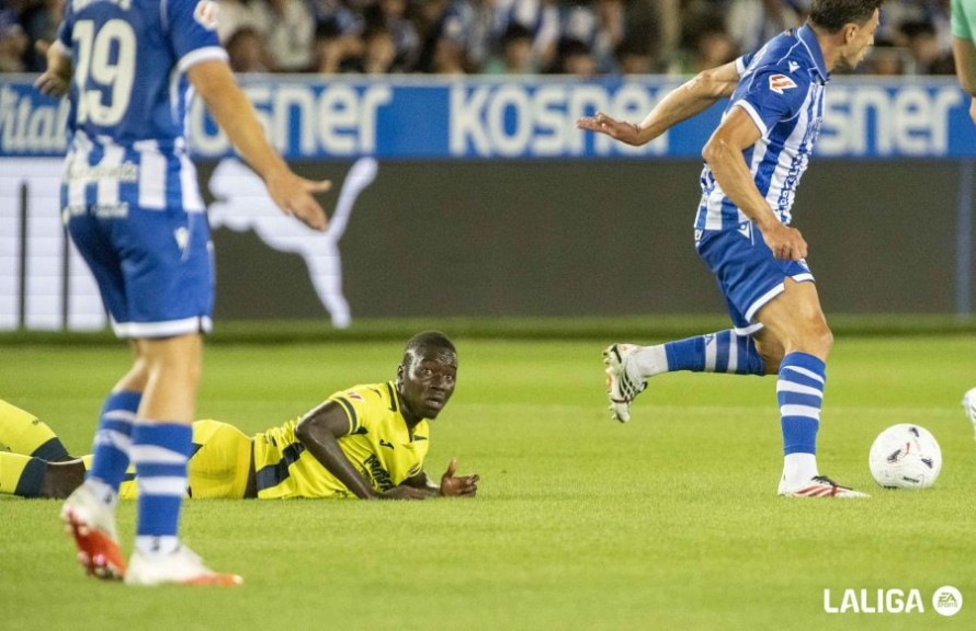 El Villarreal sufre la falta de acierto frente al Alavés y cosecha la primera derrota de la temporada