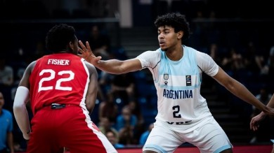 El pívot argentino Lee Aaliya abandona la cantera del UCAM CB para ir a Estados Unidos