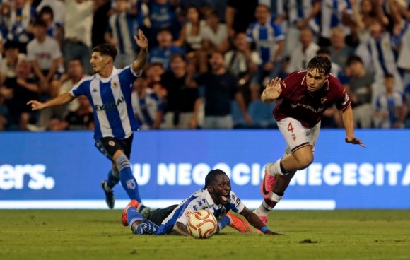 El Hércules CF pierde en su estreno liguero doce años después