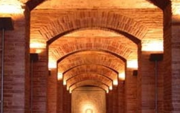 El Ayuntamiento mejora la iluminación de la sala de exposiciones temporales del Museu d'Història