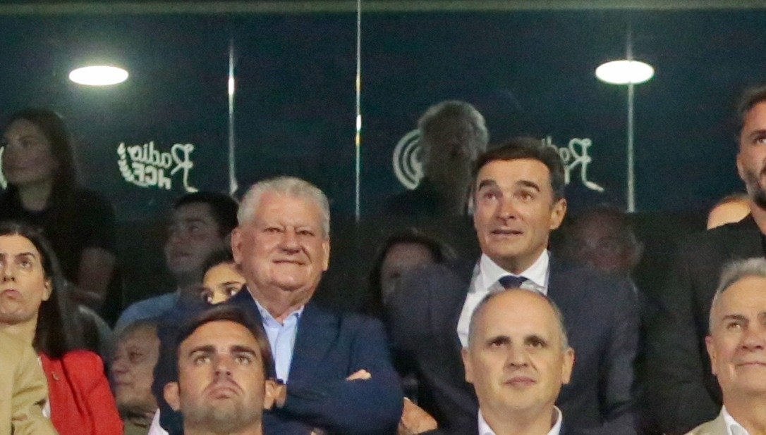 ¿Debajo de qué alfombra están los tres partidos de sanción a Javi Moreno?