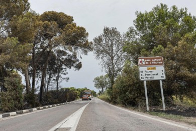 Las carreteras CV 500 y 401 reabren con normalidad tras el incendio en El Saler