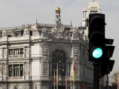 El Tesoro Público sigue abriendo la mano: paga el 2,8% por sus nuevas Letras a doce meses