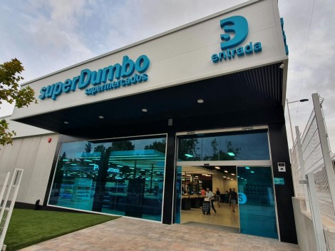 Superdumbo continúa con su expansión regional y abre su primer supermercado en Molina de Segura