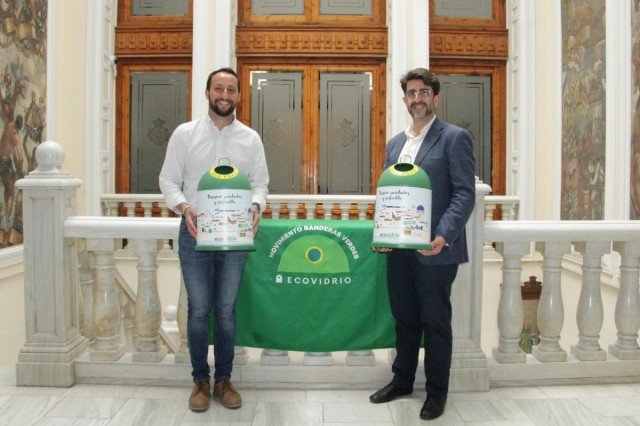Castelló anima en las redes sociales a participar en el reto de la Bandera Verde con el reciclaje de vidrio