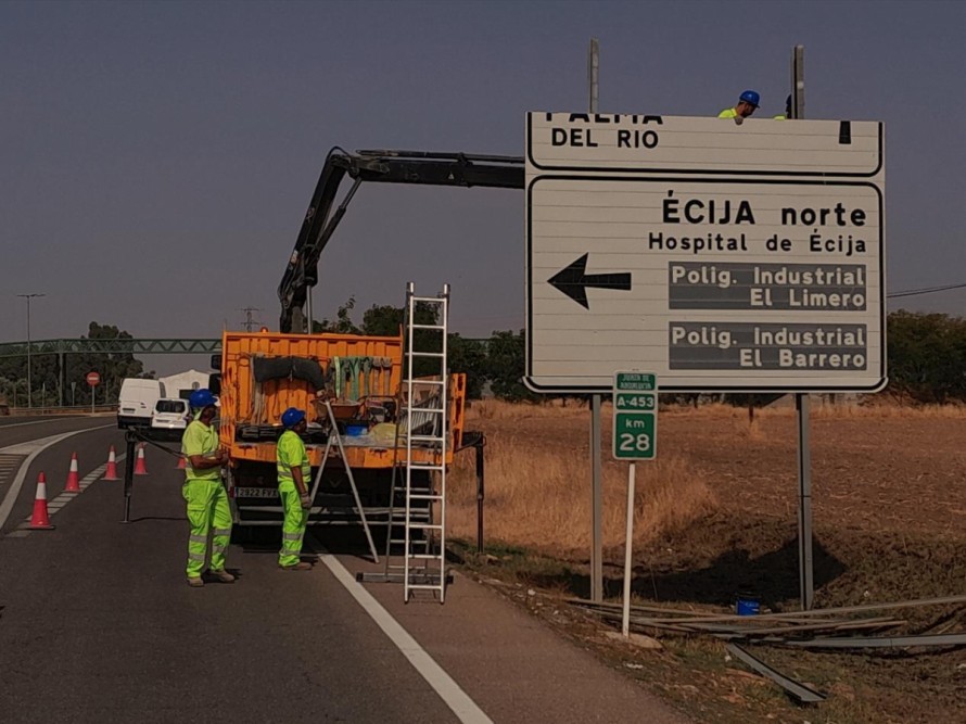 Un recurso de la patronal lleva al Gobierno a suspender 1.000 millones de euros para conservar carreteras