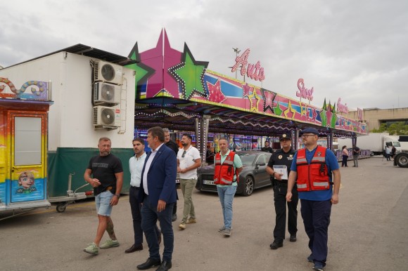 Pulseras de seguridad, atracciones inspeccionadas y más de 800 efectivos: Murcia reduce riesgos para la Feria de Septiembre