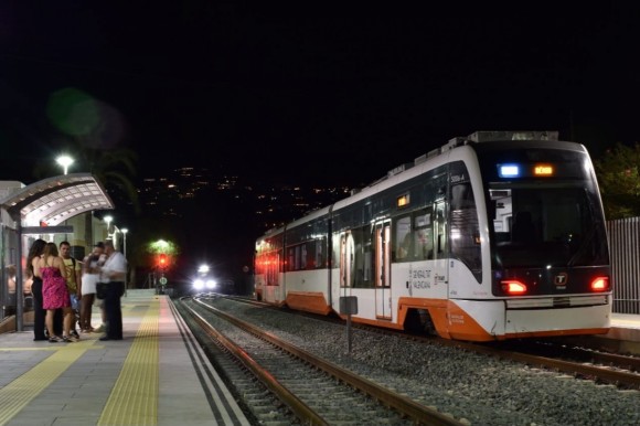 Alicante se abre a solicitar a FGV que el Tramnochador funcione más allá del verano