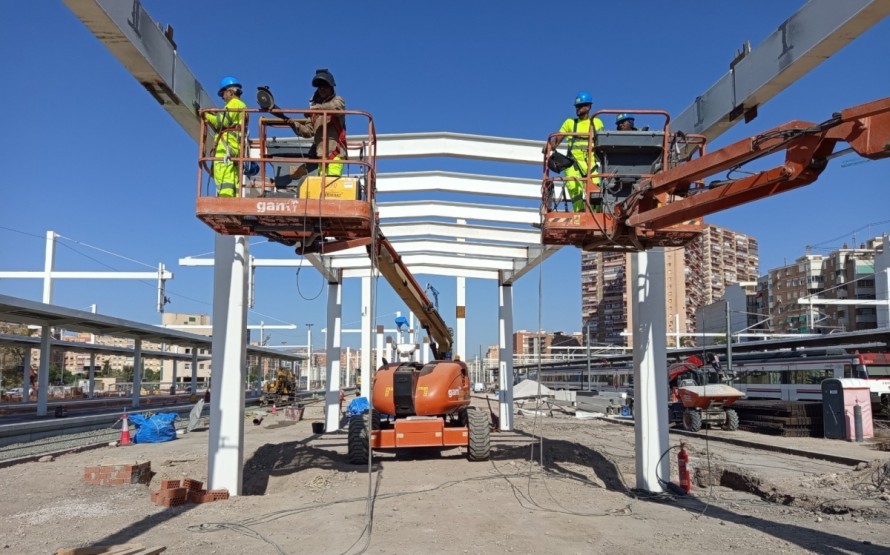 Más vías para ganar frecuencias: así amplía Adif la estación de Alicante, antes del Parque Central