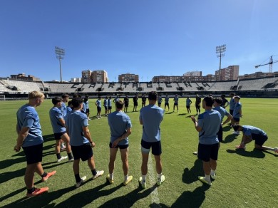El Efesé cierra el mercado con 15 jugadores fichados, el Águilas con 12 y el Murcia con nueve