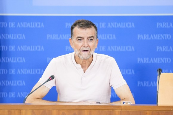 Cargos de Sumar piden ceses por la polémica del informe sobre Ceuta e IU apunta incluso al jefe de la Policía y Marlaska