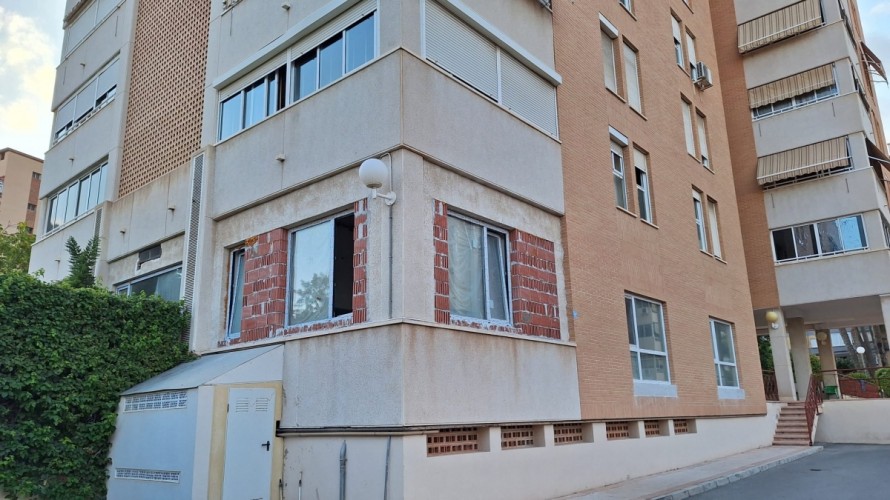 El alojamiento turístico en bajos comerciales se extiende en Alicante con un apartahotel en el Pla