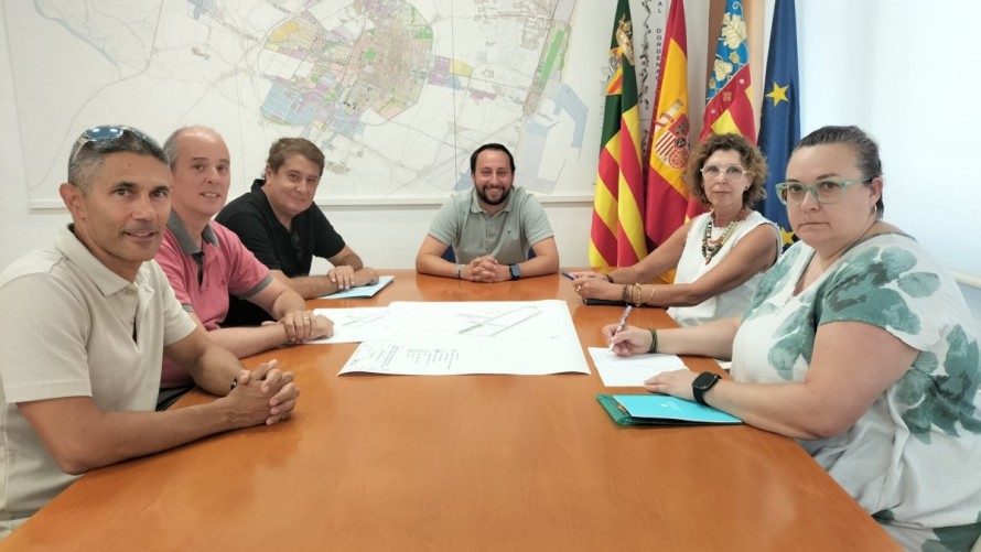 Acceso peatonal o zona verde: Castelló coordina el inicio del curso con el final de la urbanización de Soler i Godes