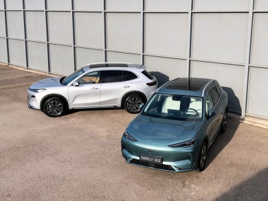 Geely empieza a rodar en las carreteras valencianas mientras prepara su llegada a Almussafes