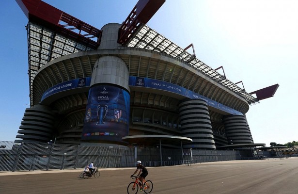 Milan se convierte en la capital del fútbol