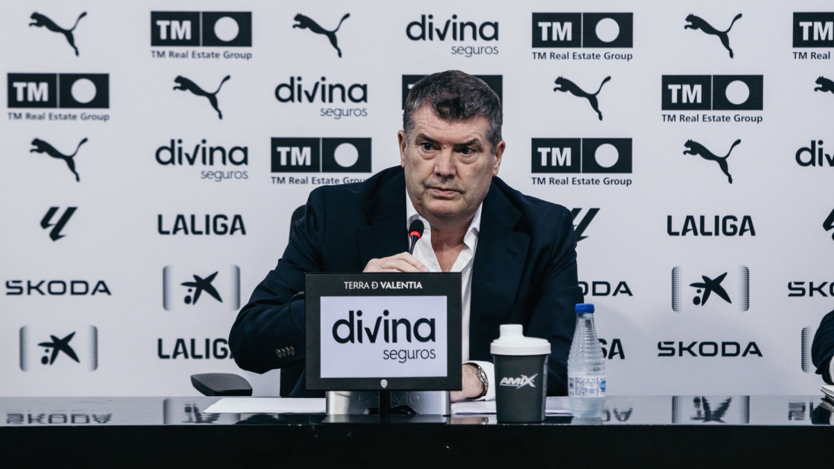 Gourlay pierde el crédito tras la tercera ventana de fichajes