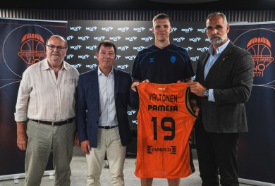 Elias Valtonen, presentado en Roig Arena de la mano de MGS Seguros