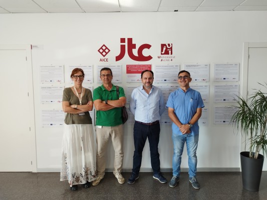 El ITC obtiene a nivel experimental una baldosa cerámica libre de CO2 en su proceso de fabricación