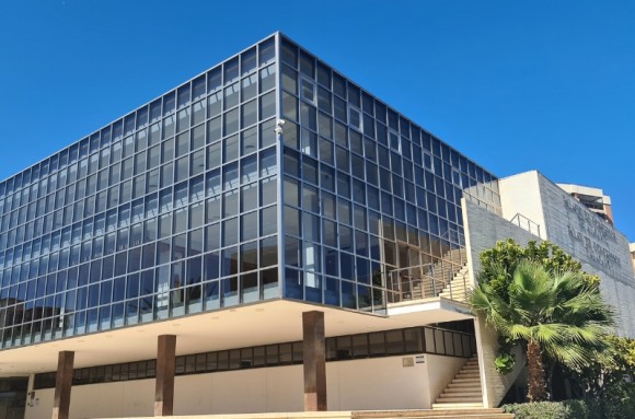 Ciencia, innovación y lucha contra los 'bulos antivacunas' centran la II Jornada Balmis de Vacunología del COMA