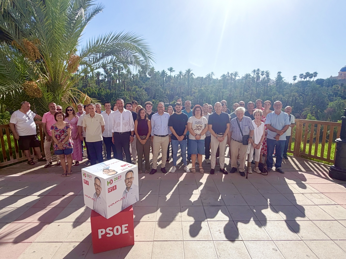 Un instante de la presentación en el Mirador de El Palmeral. - Foto: IJ. Un instante de la presentación en el Mirador de El Palmeral.