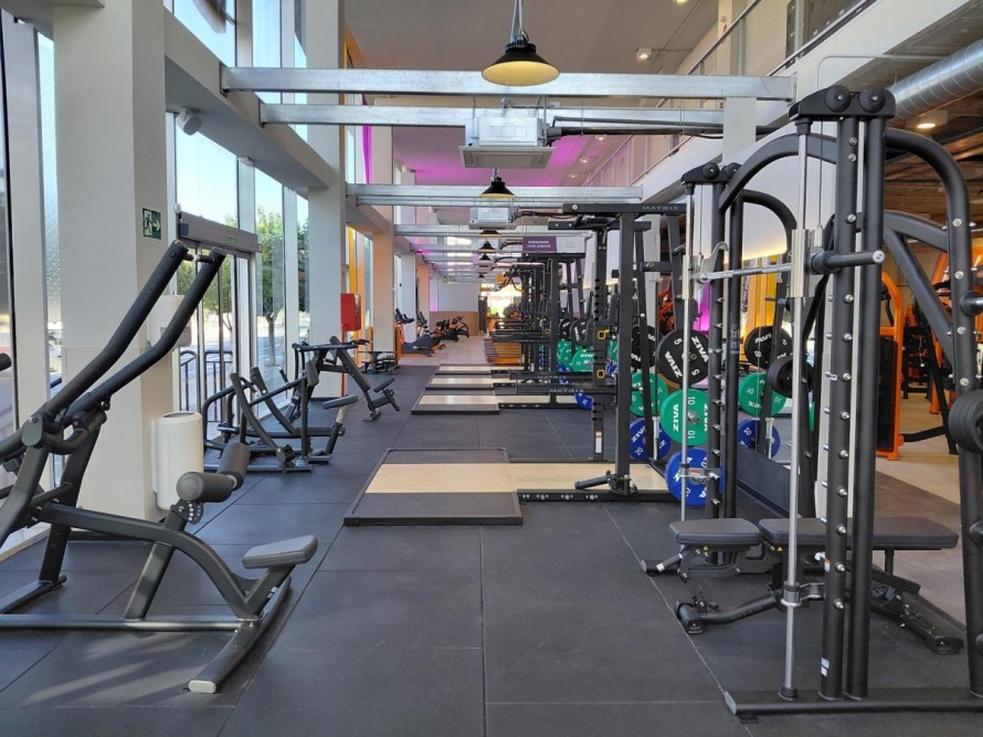 Basic-Fit abre un nuevo gimnasio en Petrer y alcanza los 10 establecimientos en la provincia de Alicante 