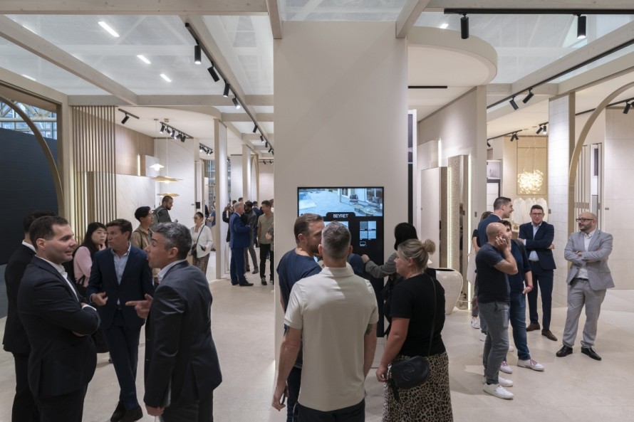 El azulejo de Castellón echa el resto en Cersaie: una feria crucial para defender los mercados europeos en una coyuntura del 