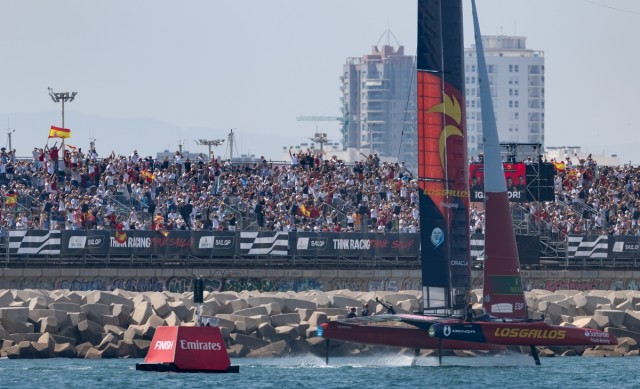 Los Gallos se hacen fuertes en València y se acercan a la final