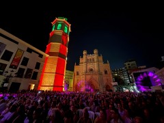 Castelló disfruta con el tributo a Mecano en la plaza Mayor con motivo del 775 aniversario