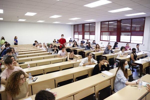 Universitarios rechazan la EBAU común del PP y avisan de que puede generar un 
