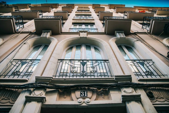 La distribución de los pisos turísticos en España: cuatro regiones concentran casi el 70%
