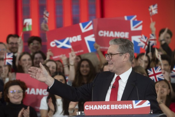 La Bolsa de Londres reacciona a la victoria laborista con un avance del 0,3%