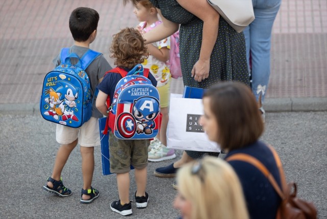 Más de 8 millones de alumnos vuelven esta semana al cole con calor, el foco puesto en Ceuta y huelgas en varias CCAA