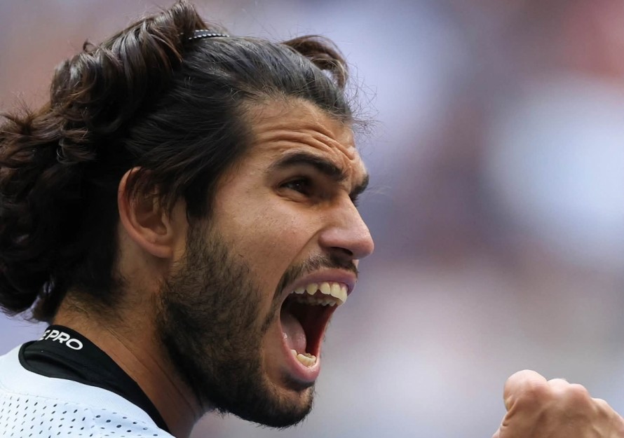 Alcaraz ganó a cuatro locales en el US Open y para ser campeón deberá vencer al menos a otros dos 